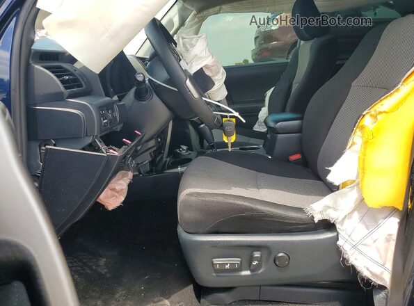 JTEMU5JR3M5869907 2021 TOYOTA 4RUNNER Синий Вид салона спереди