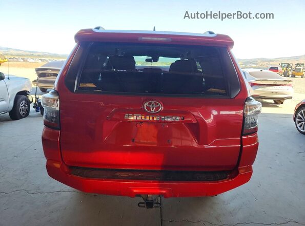 JTEMU5JR4M5882942 2021 TOYOTA 4RUNNER Red უკანა ხედი