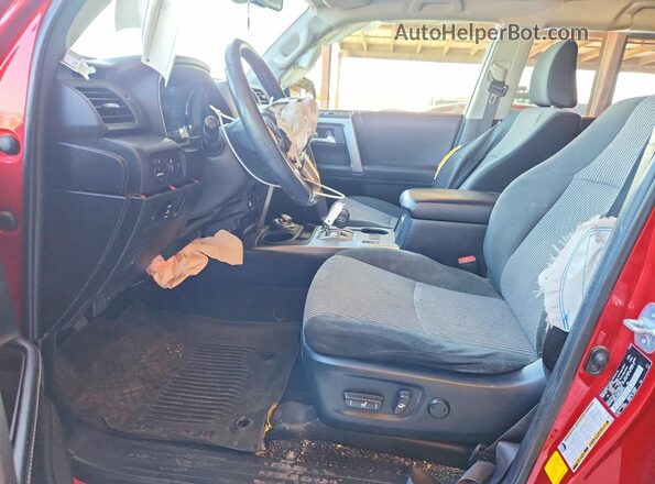 JTEMU5JR4M5882942 2021 TOYOTA 4RUNNER Red წინა სალონის ხედი