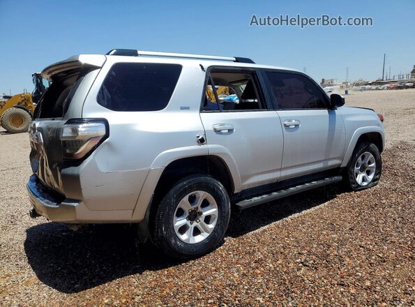 JTEMU5JR5M5933283 2021 TOYOTA 4RUNNER Silver უკანა მარჯვენა
