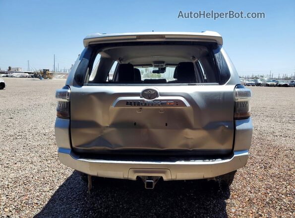 JTEMU5JR5M5933283 2021 TOYOTA 4RUNNER Silver უკანა ხედი