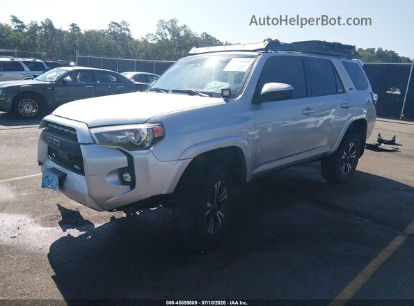 JTEMU5JR6M5900471 2021 TOYOTA 4RUNNER Серебряный Передняя левая четверть