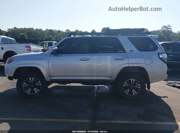 JTEMU5JR6M5900471 2021 TOYOTA 4RUNNER Серебряный Панорамный вид салона 360°