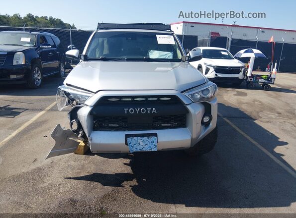 JTEMU5JR6M5900471 2021 TOYOTA 4RUNNER Серебряный Вид щитка приборов
