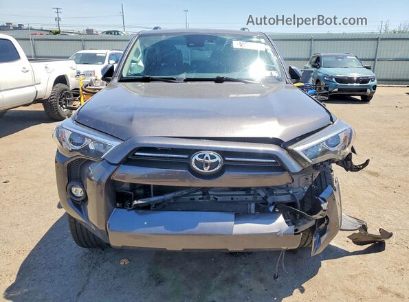JTENU5JR1N6068280 2022 TOYOTA 4RUNNER Gray Widok z przodu