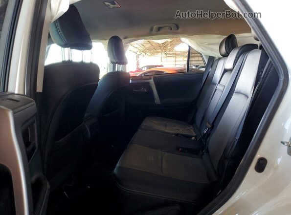 JTENU5JR2R6220136 2024 TOYOTA 4RUNNER Белый Вид задних сидений