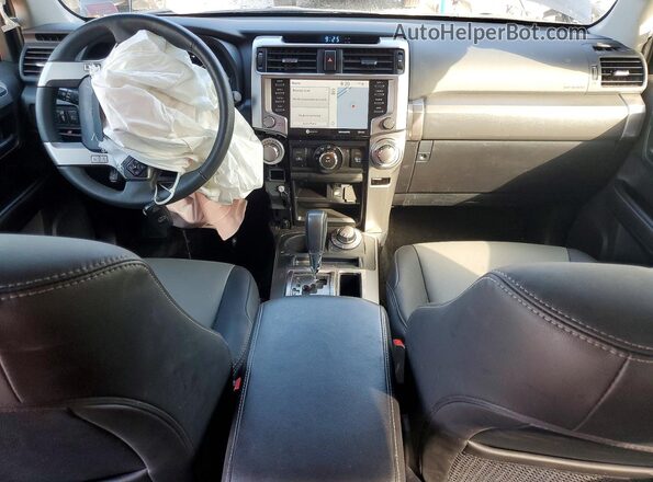 JTENU5JR4N6051294 2022 TOYOTA 4RUNNER Black წინა პანელის ხედი