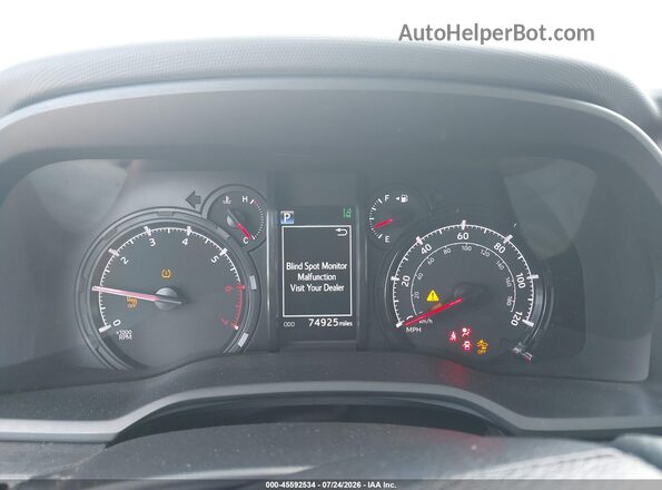 JTENU5JR8P6140160 2023 TOYOTA 4RUNNER White Vista de los asientos traseros