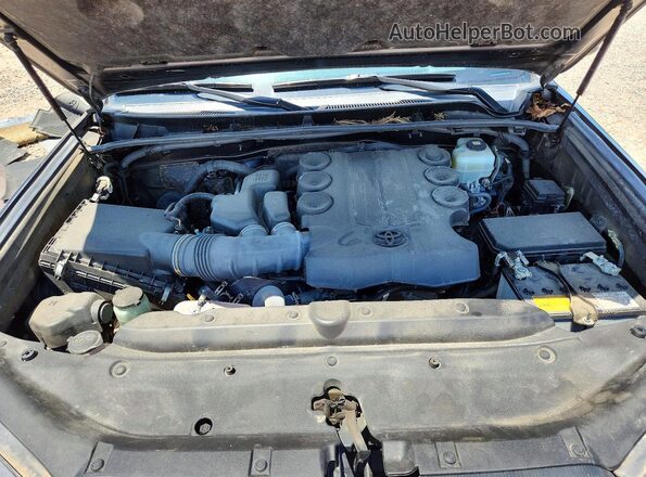 JTENU5JR9N6015701 2022 TOYOTA 4RUNNER Gray ძრავის განყოფილების ხედი