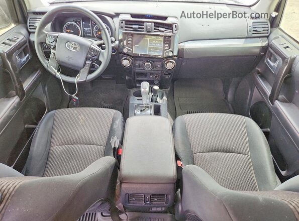 JTEPU5JR2R6233428 2024 TOYOTA 4RUNNER Blue Առջևի վահանակի տեսք