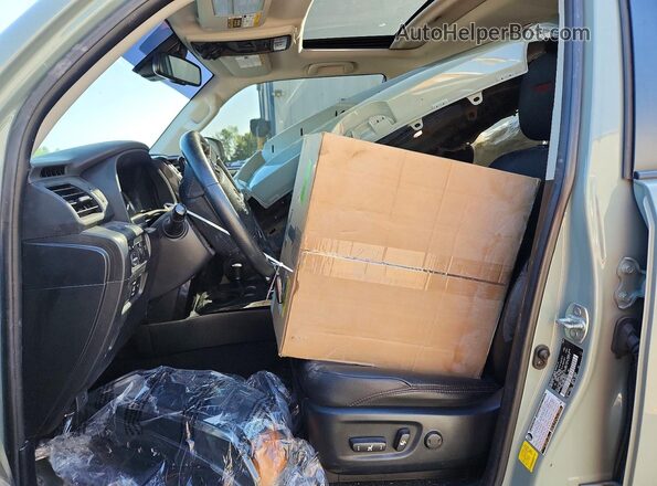 JTERU5JR0P6088833 2023 TOYOTA 4RUNNER Gray Вид салону спереду