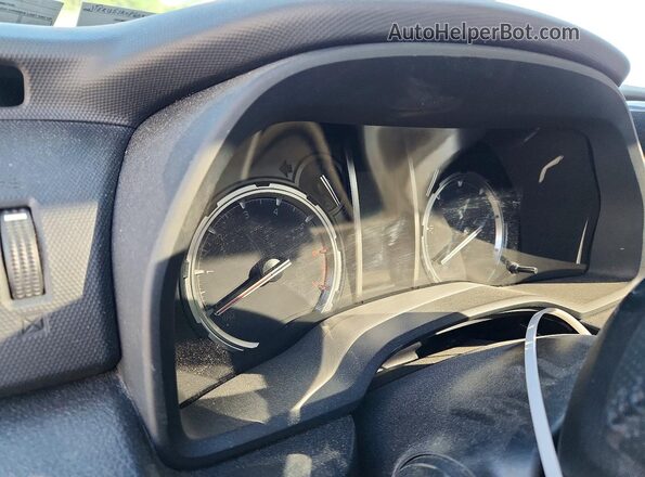 JTERU5JR0P6088833 2023 TOYOTA 4RUNNER Gray Вид щитка приладів