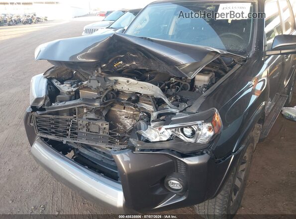 JTERU5JR0P6166284 2023 TOYOTA 4RUNNER Серый Вид спереди