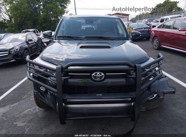 JTERU5JR0R6245456 2024 TOYOTA 4RUNNER Gray Vista interior trasera