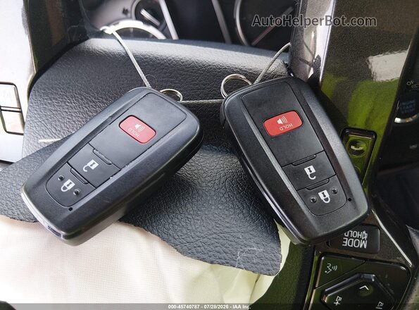 JTERU5JR0R6245456 2024 TOYOTA 4RUNNER Gray Vista del salpicadero