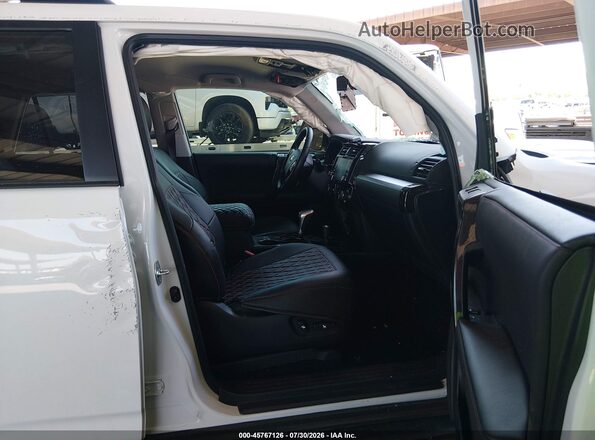 JTERU5JR0R6290753 2024 TOYOTA 4RUNNER White წინა სალონის ხედი