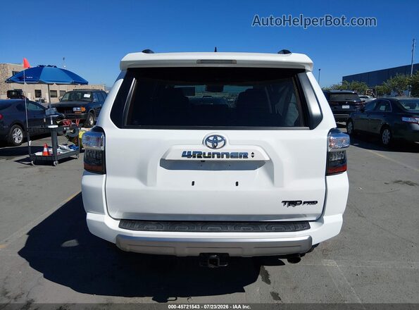 JTERU5JR1N6007335 2022 TOYOTA 4RUNNER Белый 