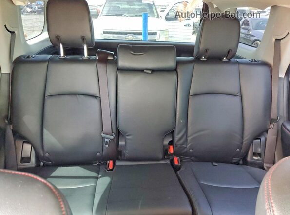JTERU5JR1R6278496 2024 TOYOTA 4RUNNER Серый Вид задних сидений