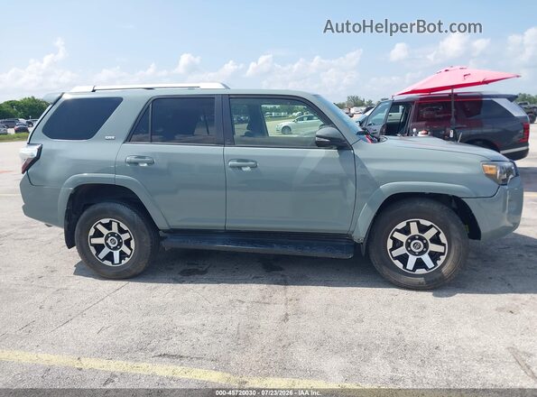 JTERU5JR2N6007568 2022 TOYOTA 4RUNNER Green Սալոնի հետևի տեսք