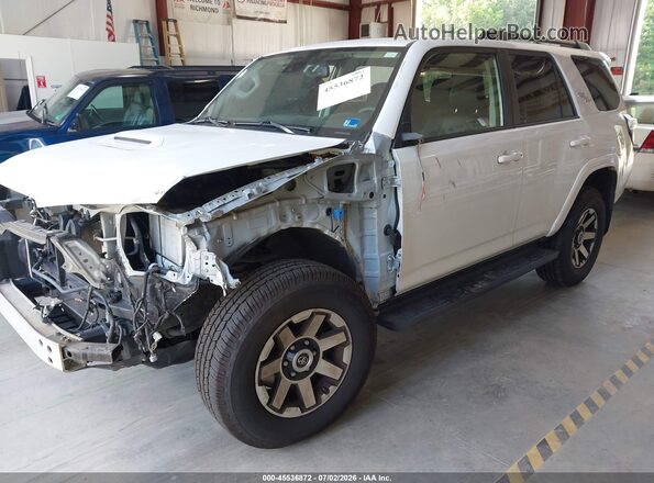 JTERU5JR3M5926628 2021 TOYOTA 4RUNNER White Առջևի ձախ երեք քառորդ տեսարան
