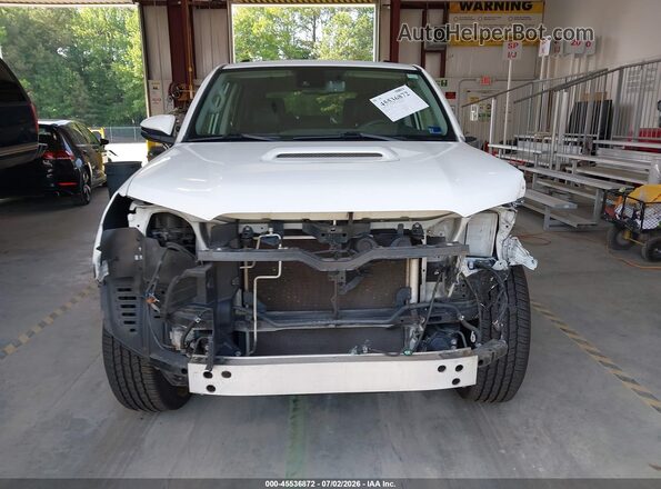 JTERU5JR3M5926628 2021 TOYOTA 4RUNNER White Սարքավորումների վահանակի տեսք