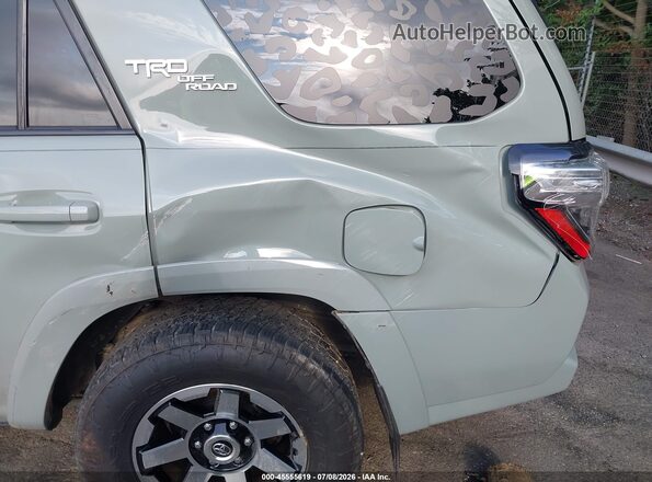JTERU5JR3P6095517 2023 TOYOTA 4RUNNER Серый Вид спереди