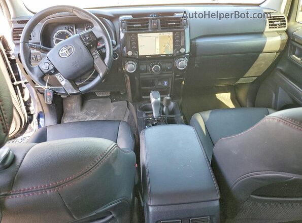 JTERU5JR4P6096529 2023 TOYOTA 4RUNNER Синий Вид панели приборов