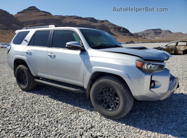 JTERU5JR6M5953645 2021 TOYOTA 4RUNNER Silver Przód prawy
