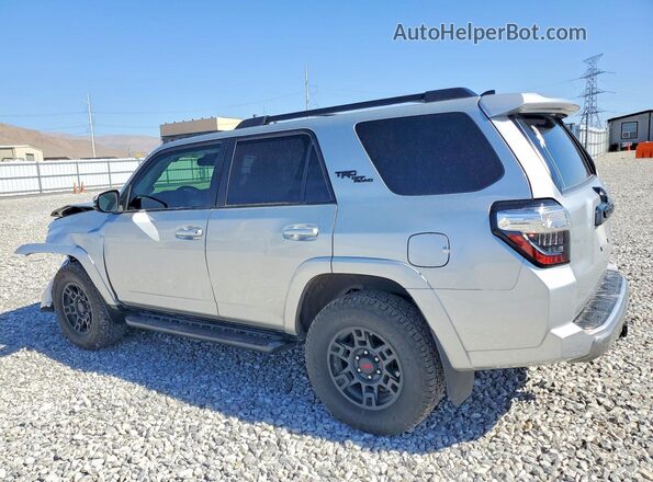 JTERU5JR6M5953645 2021 TOYOTA 4RUNNER Silver Tył lewy