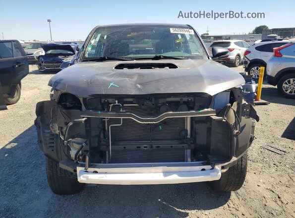 JTERU5JR6N6074187 2022 TOYOTA 4RUNNER Gray Widok z przodu