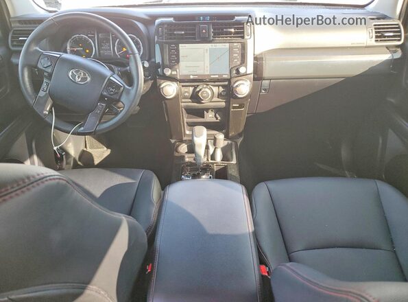 JTERU5JR6P6179086 2023 TOYOTA 4RUNNER Gray Вид панелі приладів