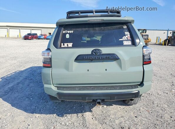 JTERU5JR6P6179086 2023 TOYOTA 4RUNNER Gray Вид ззаду