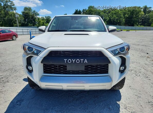 JTERU5JR6R6233652 2024 TOYOTA 4RUNNER White Front view