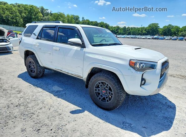 JTERU5JR6R6233652 2024 TOYOTA 4RUNNER White Front right