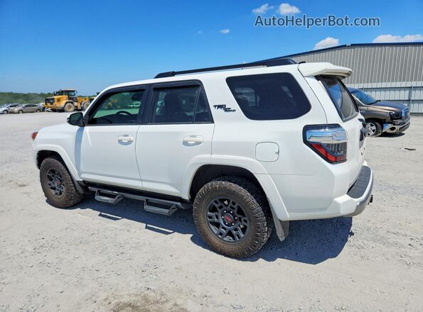 JTERU5JR6R6233652 2024 TOYOTA 4RUNNER White Rear left