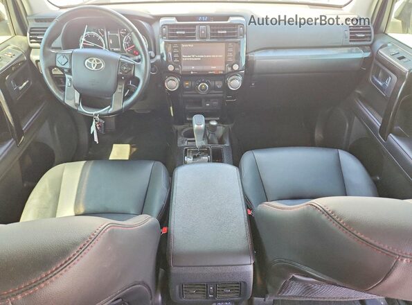 JTERU5JR6R6233652 2024 TOYOTA 4RUNNER White Dashboard view
