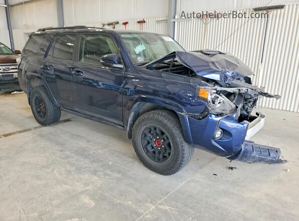 JTERU5JR6R6270832 2024 TOYOTA 4RUNNER Blue Delantero derecho
