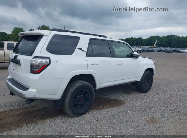 JTERU5JR8R6251568 2024 TOYOTA 4RUNNER White უკანა მარჯვენა