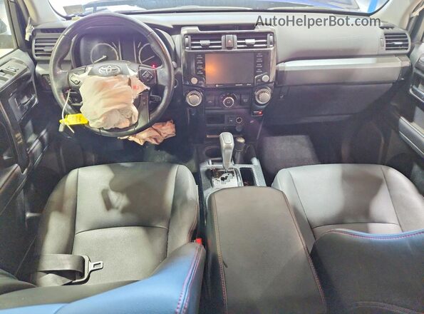 JTERU5JR8R6263512 2024 TOYOTA 4RUNNER Blue Widok deski rozdzielczej