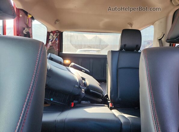 JTERU5JR8R6274347 2024 TOYOTA 4RUNNER Red Вид задніх сидінь
