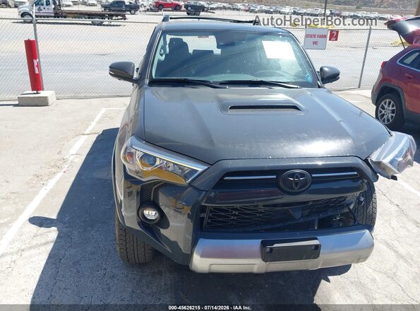 JTERU5JR9R6264720 2024 TOYOTA 4RUNNER Gray Вид задньої частини салону