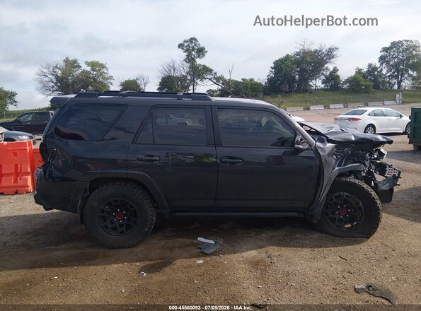 JTERU5JR9R6278570 2024 TOYOTA 4RUNNER Black Rear interior view