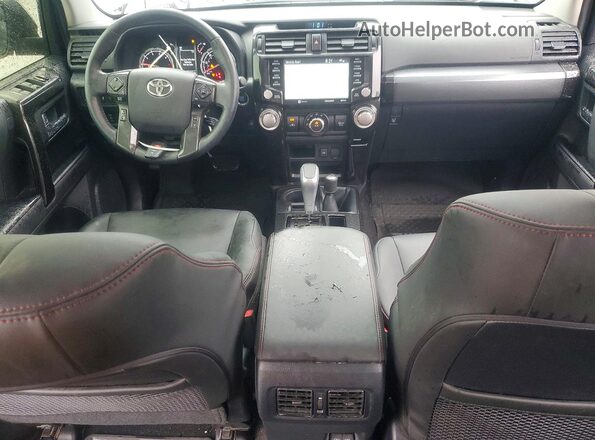 JTERU5JR9R6306335 2024 TOYOTA 4RUNNER Gray Dashboard view