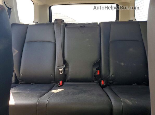 JTERU5JRXM5896754 2021 TOYOTA 4RUNNER White Vista de los asientos traseros