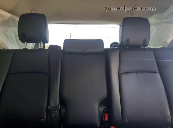 JTERU5JRXM5952840 2021 TOYOTA 4RUNNER Silver Rear seats view