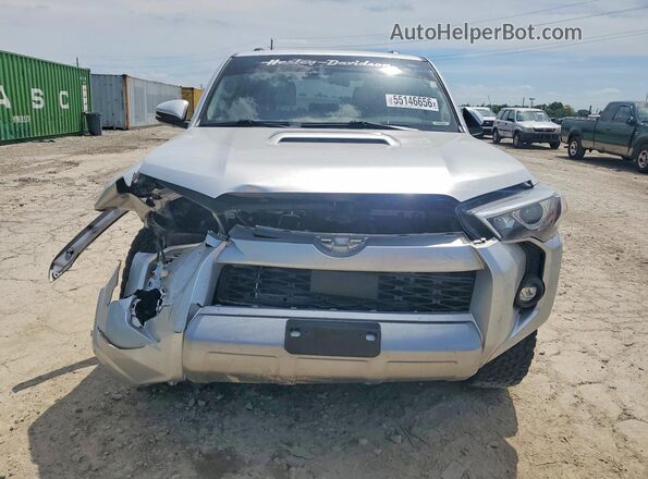 JTERU5JRXM5952840 2021 TOYOTA 4RUNNER Silver Front view