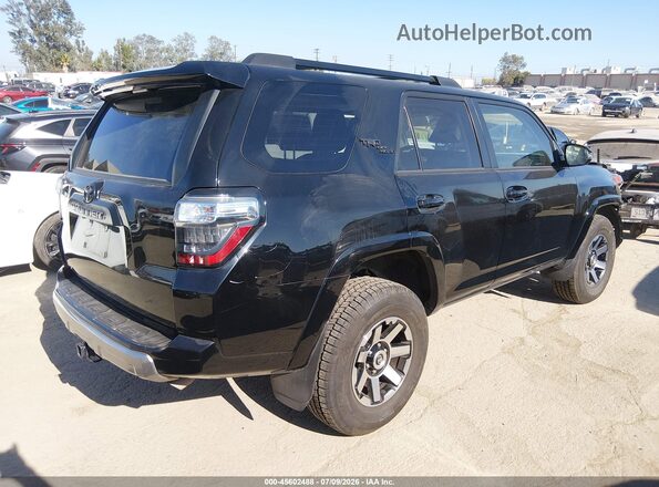JTERU5JRXP6146737 2023 TOYOTA 4RUNNER Black Tył prawy