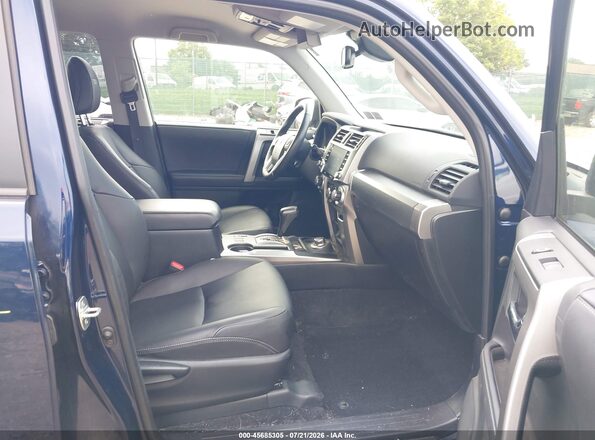 JTESU5JR9N6064609 2022 TOYOTA 4RUNNER Blue Vista interior delantera