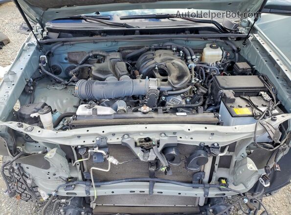 JTETU5JR9N6069233 2022 TOYOTA 4RUNNER Green Вид підкапотного простору