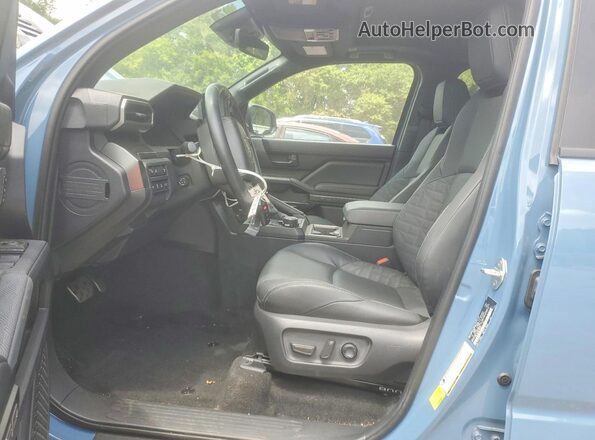 JTEVA5BR3S5058357 2025 TOYOTA 4RUNNER Blue Widok wnętrza z przodu